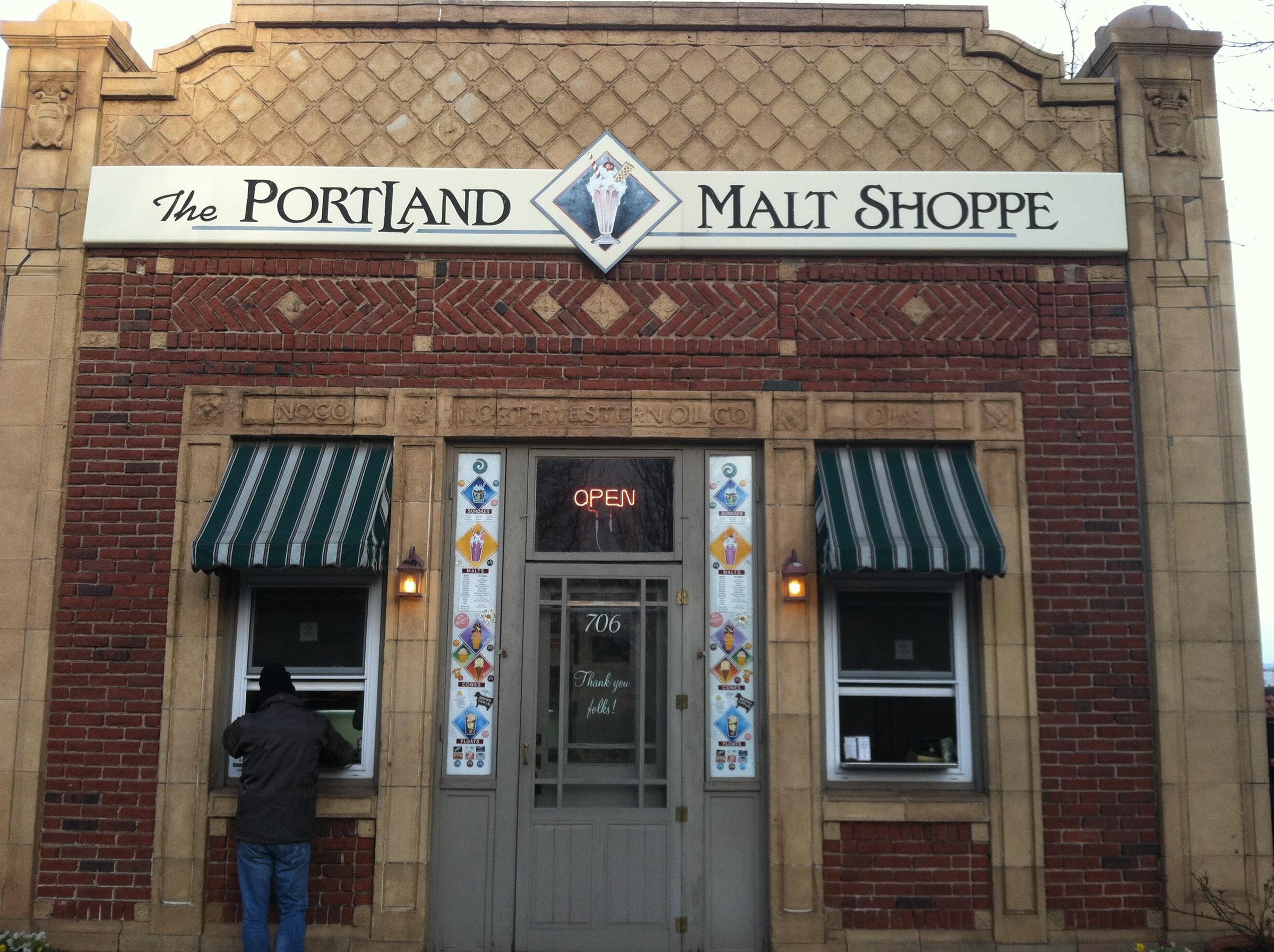 Portland Malt Shoppe Duluth Restaurant Reviews Photos And Phone