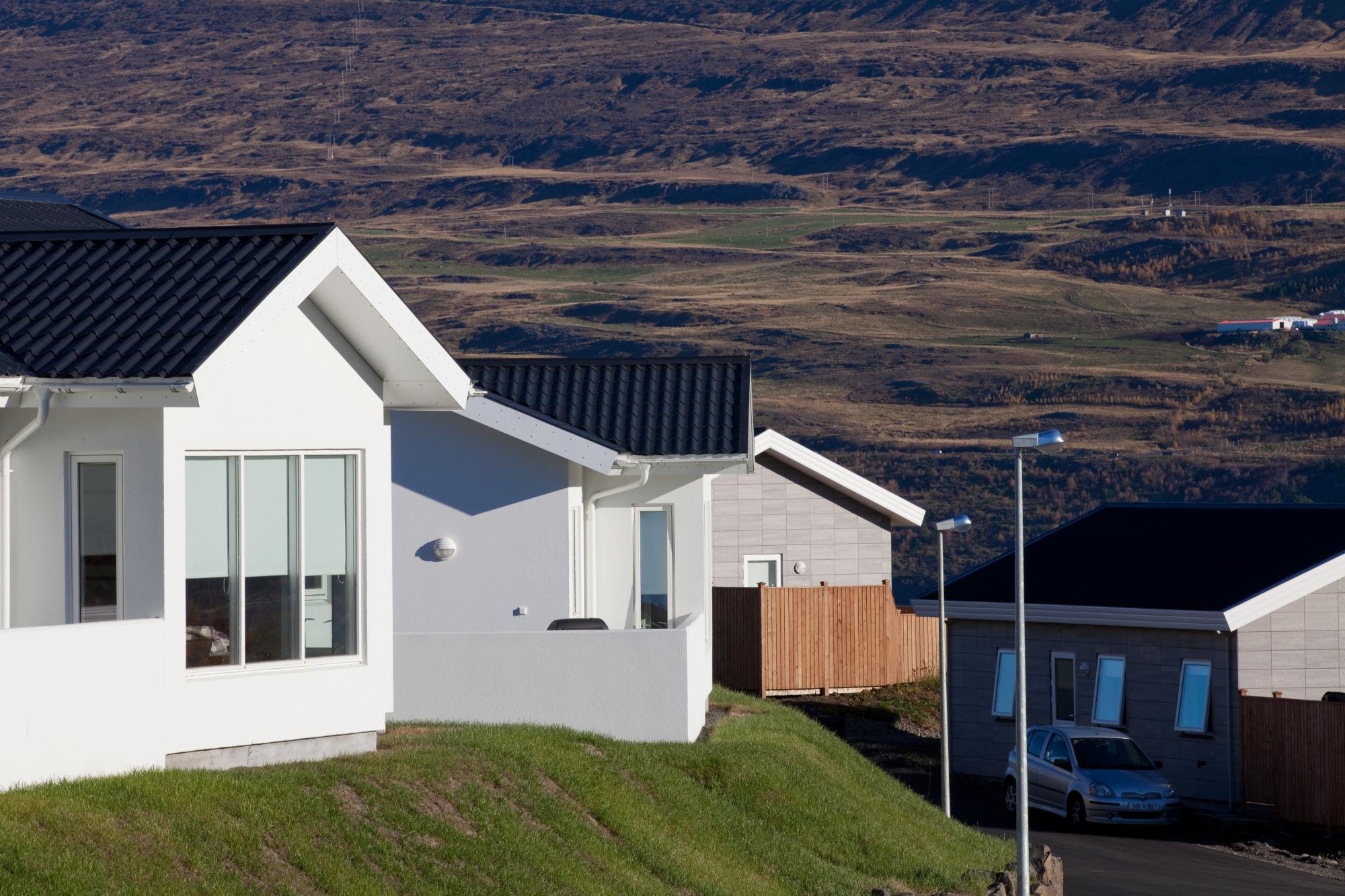 Saeluhus Apartments & Houses by null