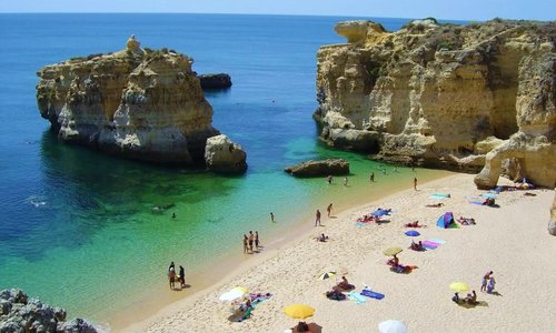 Olhos de Agua Beach