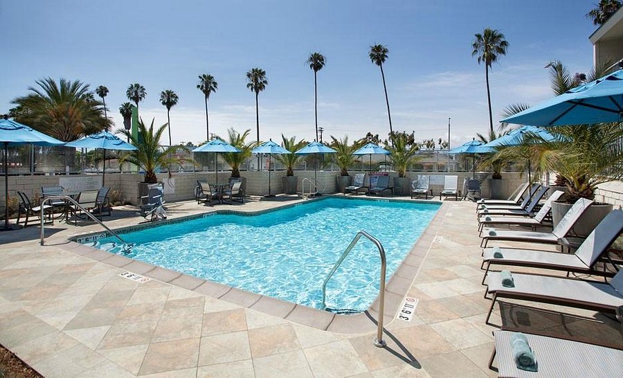Hilton Garden Inn Los Angeles Marina Del Rey Pool Pictures Reviews - Tripadvisor