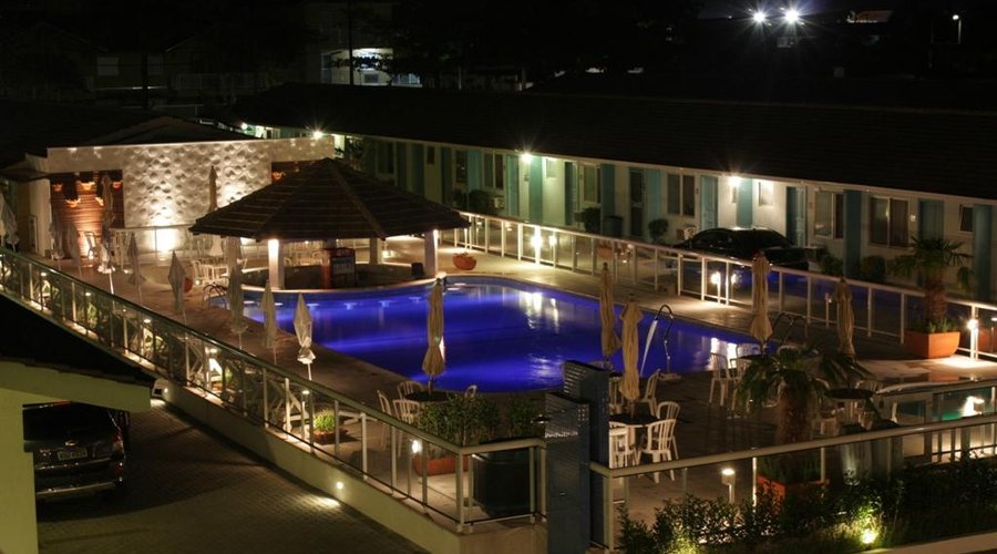 Piscina Externa Aquecida
