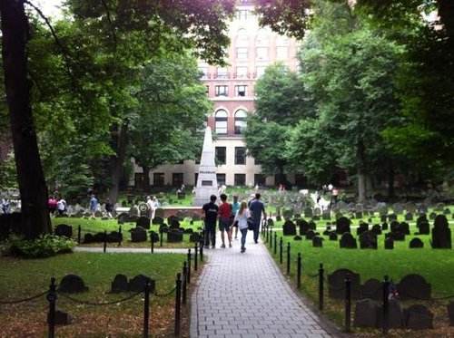 Beacon Hill, Public Garden, Back Bay History + Photo Walking Tour(Small  Group)