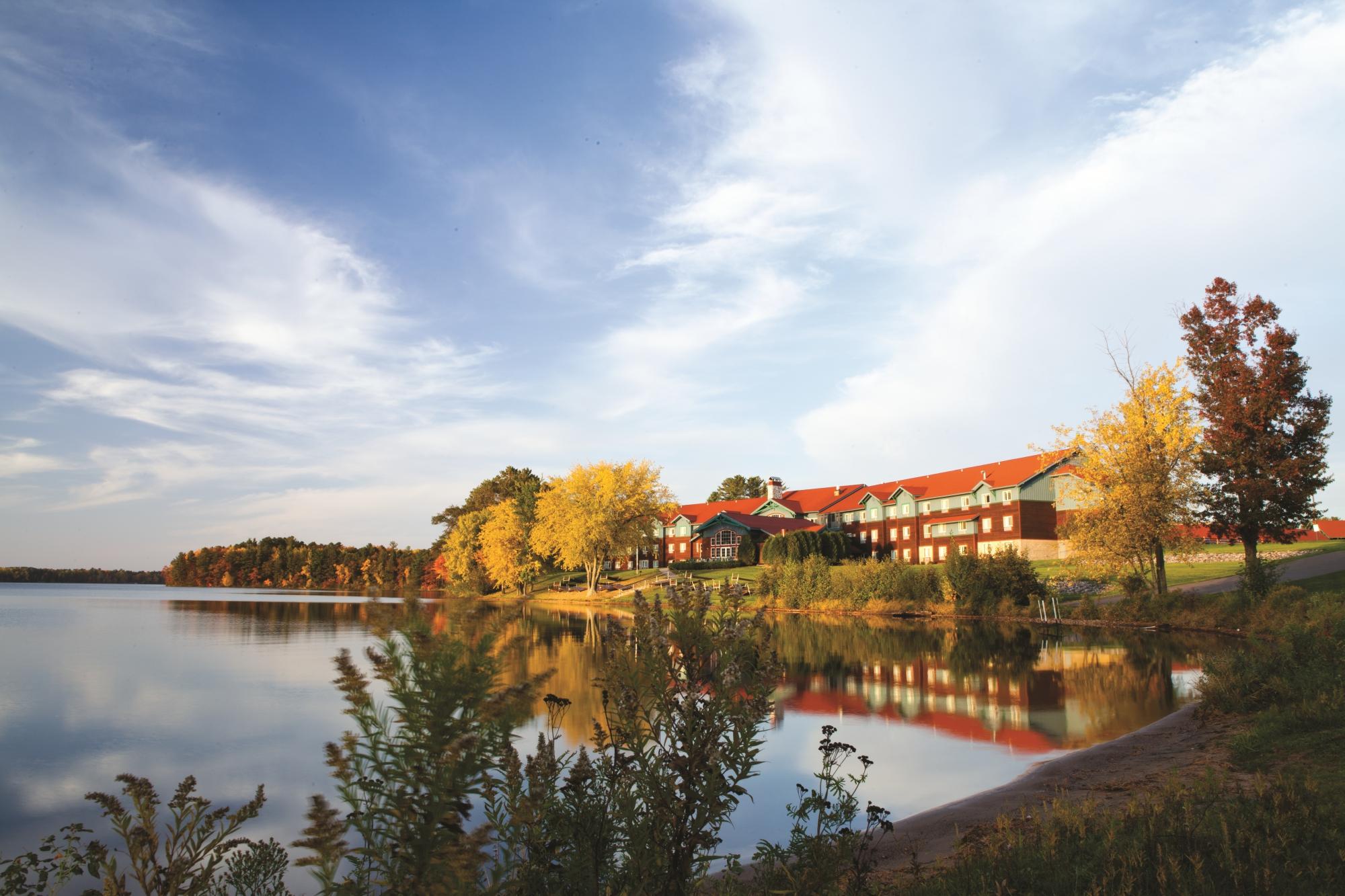 LAKE OF THE TORCHES RESORT CASINO Desde 2 338 Lac Du Flambeau WI   Lake Of The Torches Resort 