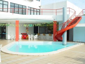 Piscina e praia