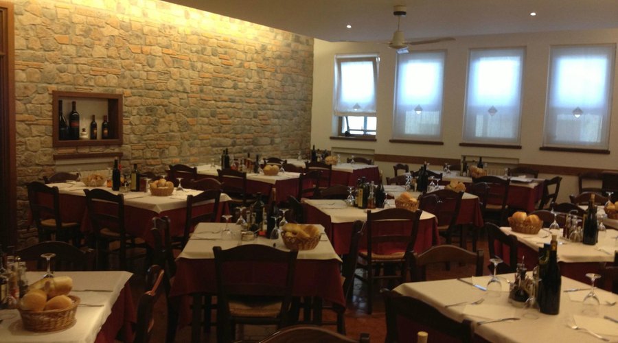 sala da pranzo rubino