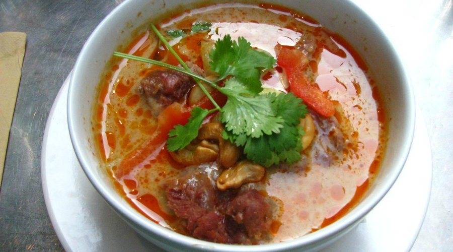 Beef stew with coconut milk and red curry