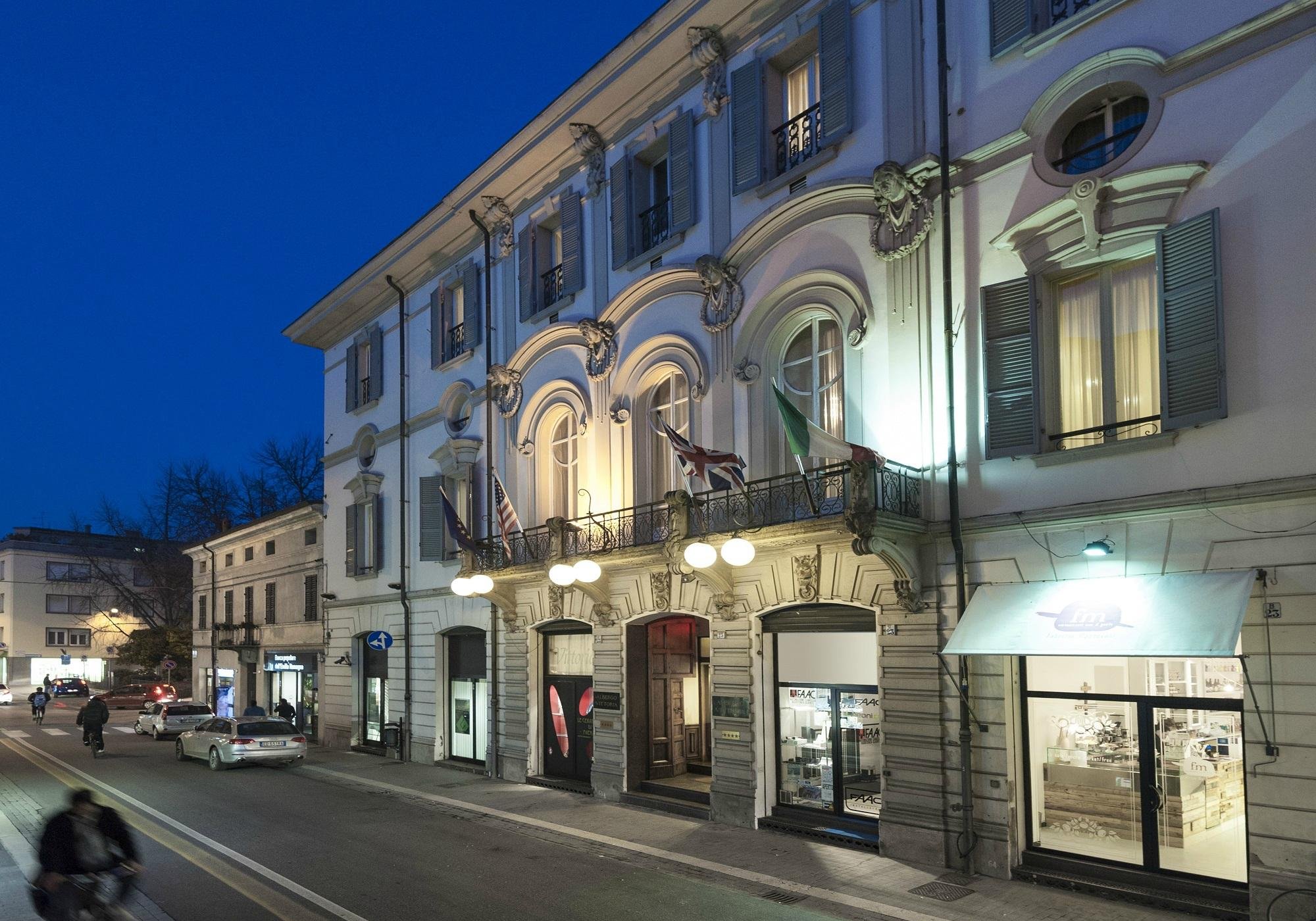 Hotel Vittoria image