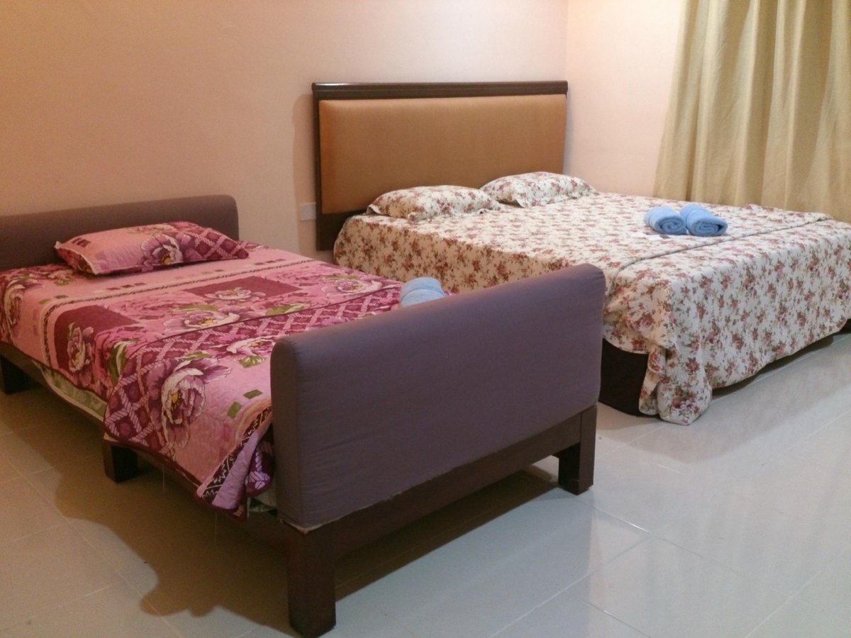 Penarak Bamboo Beach Motel Rooms: Pictures & Reviews - Tripadvisor