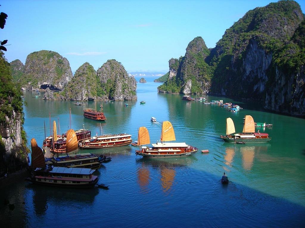 Halong Bay 1 Day Classic - Kevin's Travel Hanoi