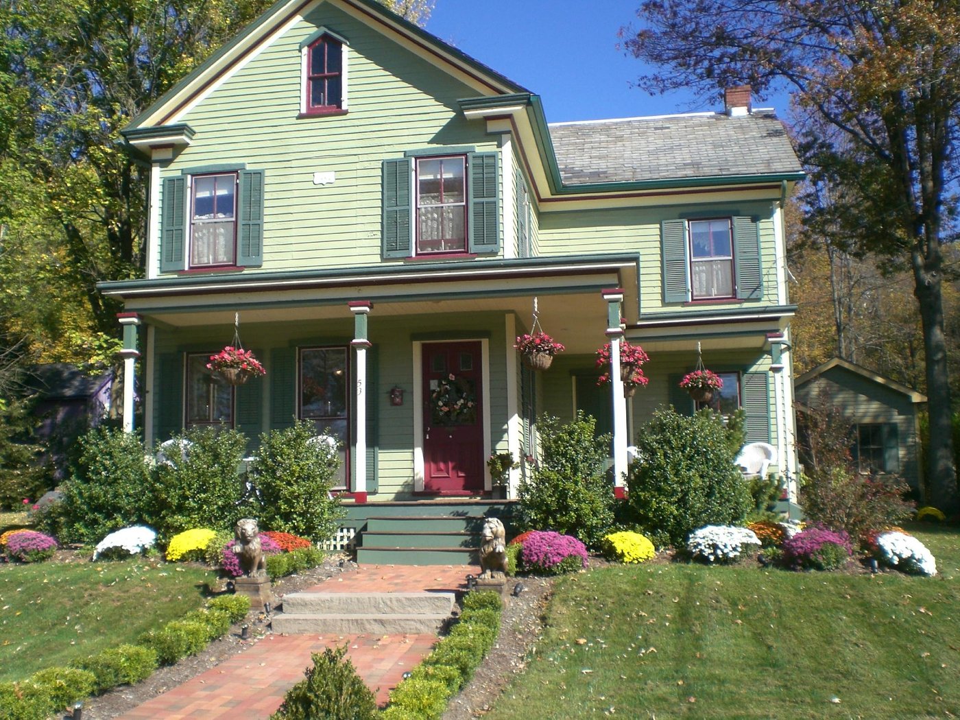 the-widow-mccrea-house-victorian-bed-and-breakfast-updated-2023