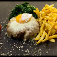 Beef Burger LATERAL (340gr) with Mozzarella, Bacon and Egg