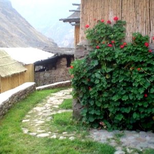 We offer 15 rooms, for 1 to 4 people, and shared bathrooms