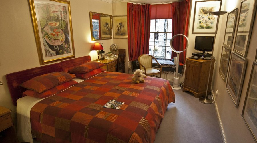 Back Bedroom  - Comfort and Warmth