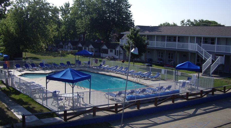 Pool and motel