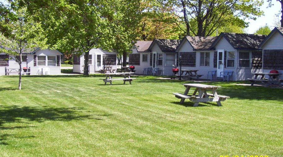 Back cottages
