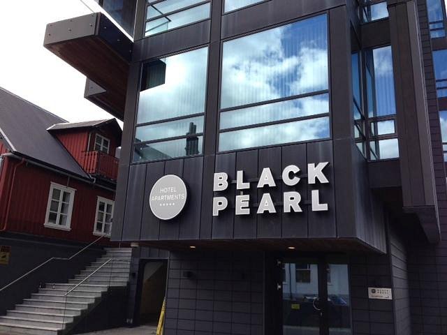Black Pearl - Reykjavik Finest Apartments, hotell i Reykjavík