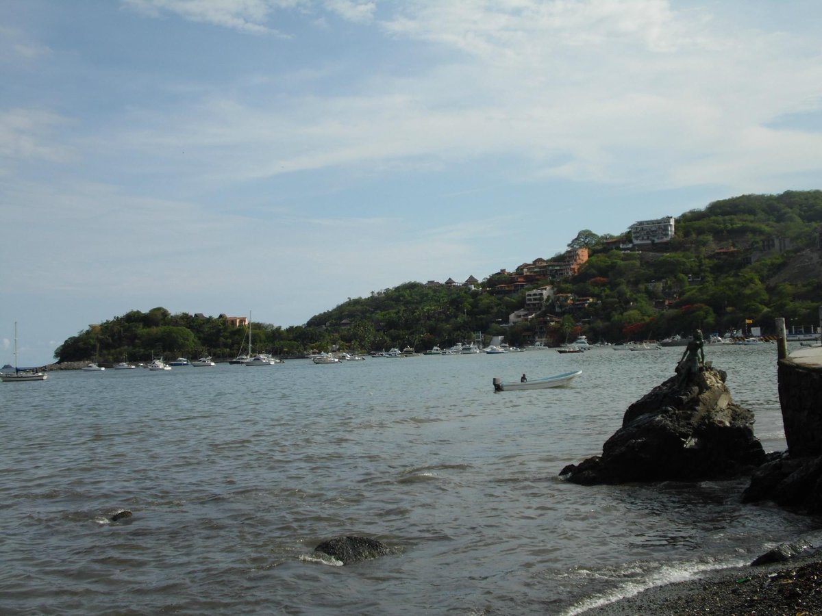 PLAYA LA MADERA (Zihuatanejo) - 2023 Qué SABER antes de ir