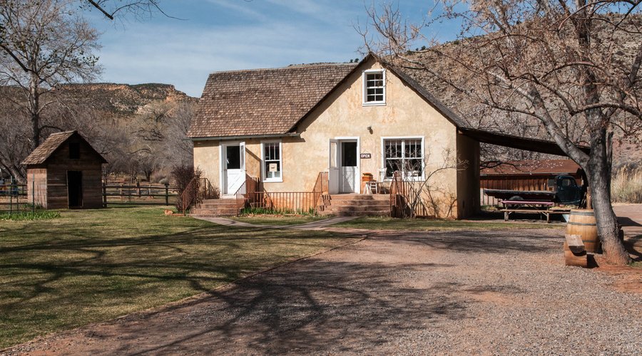 GIFFORD HOMESTEAD, Torrey - Restaurant Reviews, Photos & Phone Number - Tripadvisor
