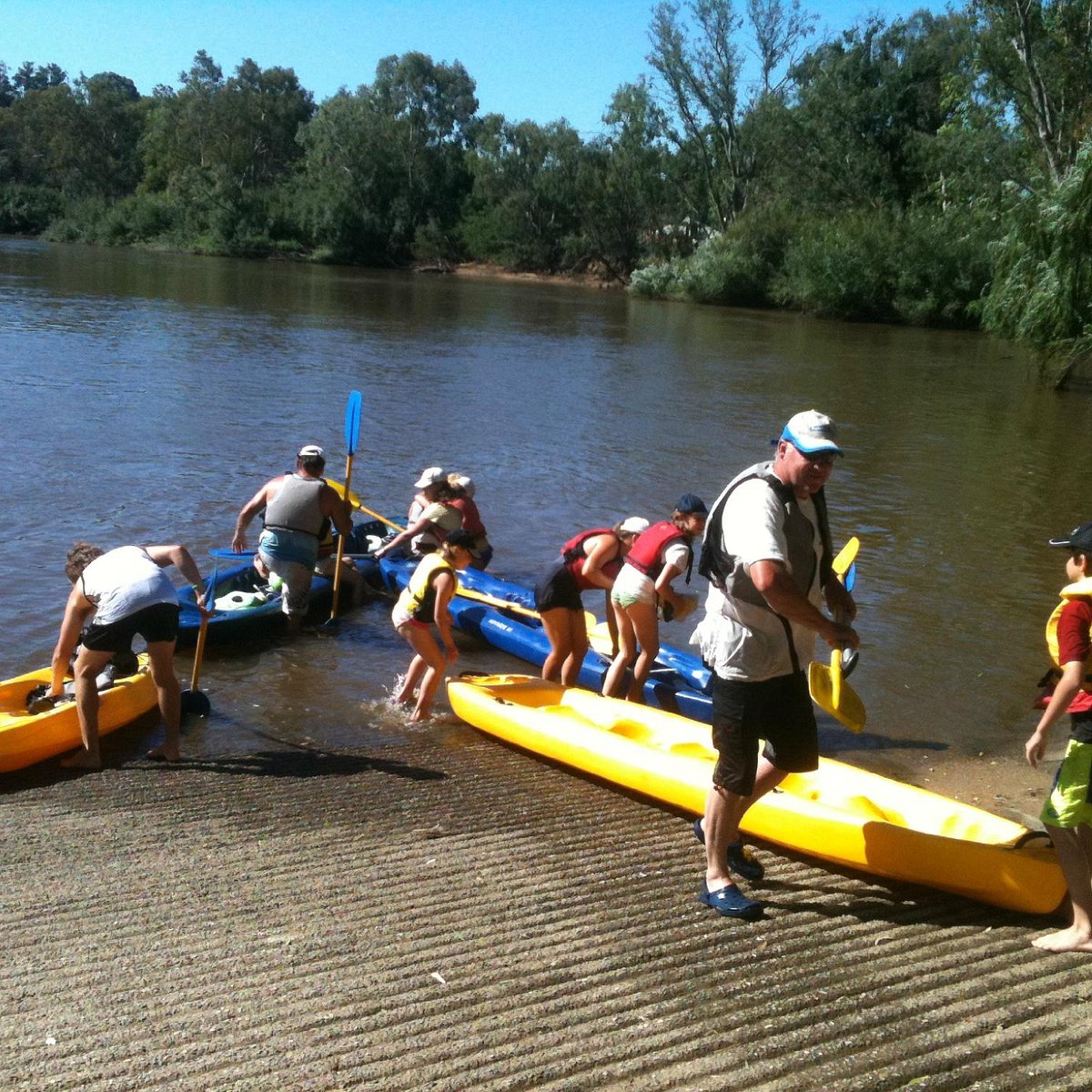 canoe trip albury