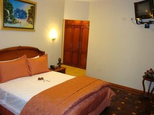 Room & Suite