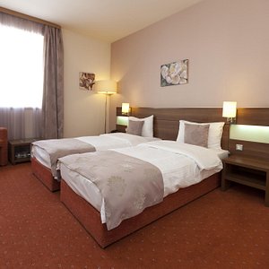 Rin Airport Hotel in Otopeni