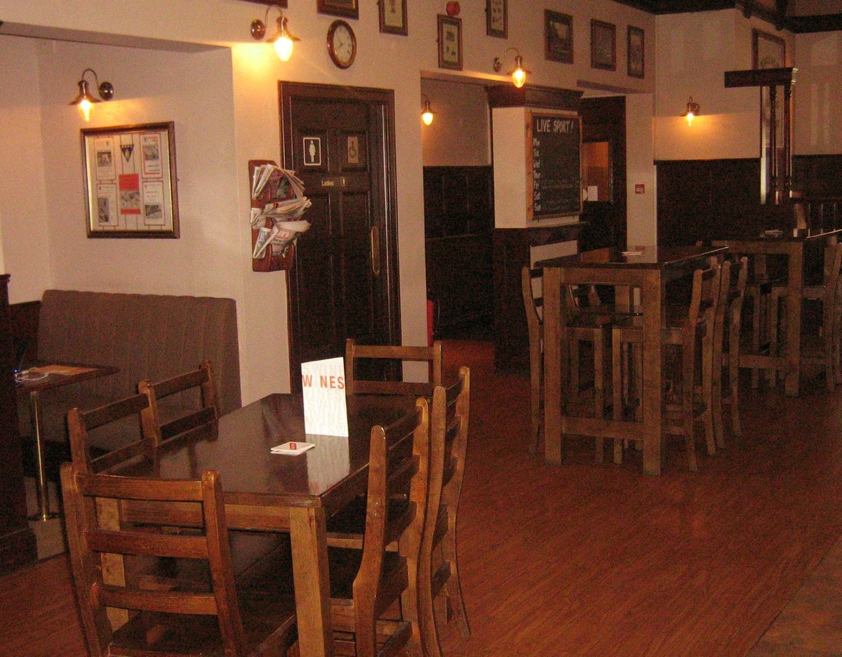 EAST PORT BAR, Dunfermline - Updated 2024 Restaurant Reviews, Menu ...