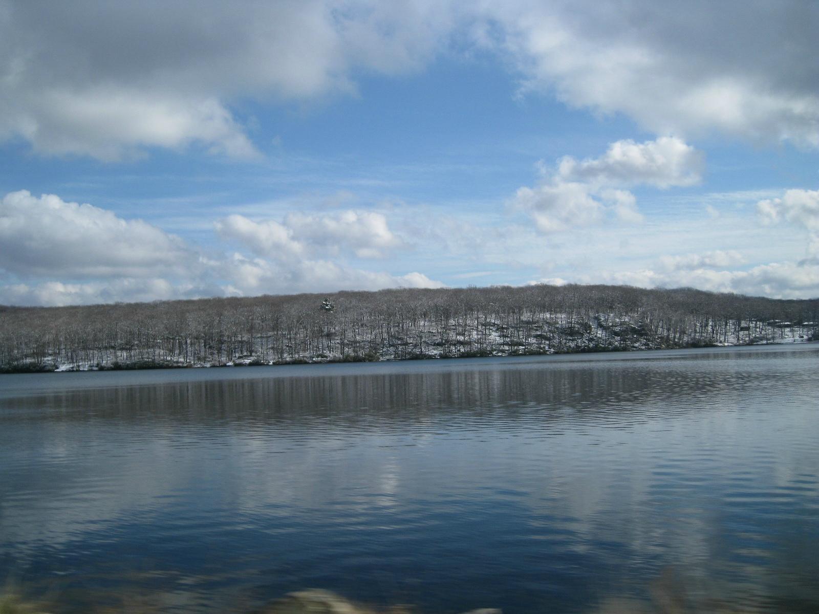 Seven lakes outlet drive hiking