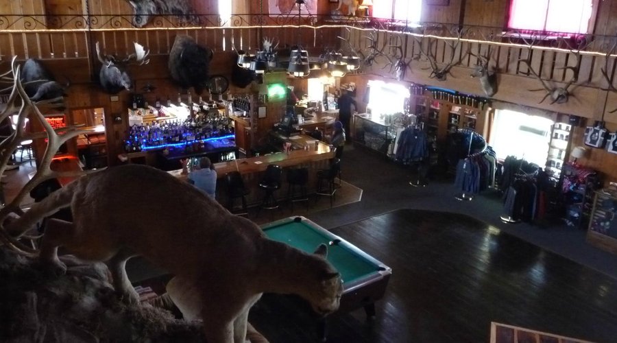 Jackson Hot Springs Lodge
