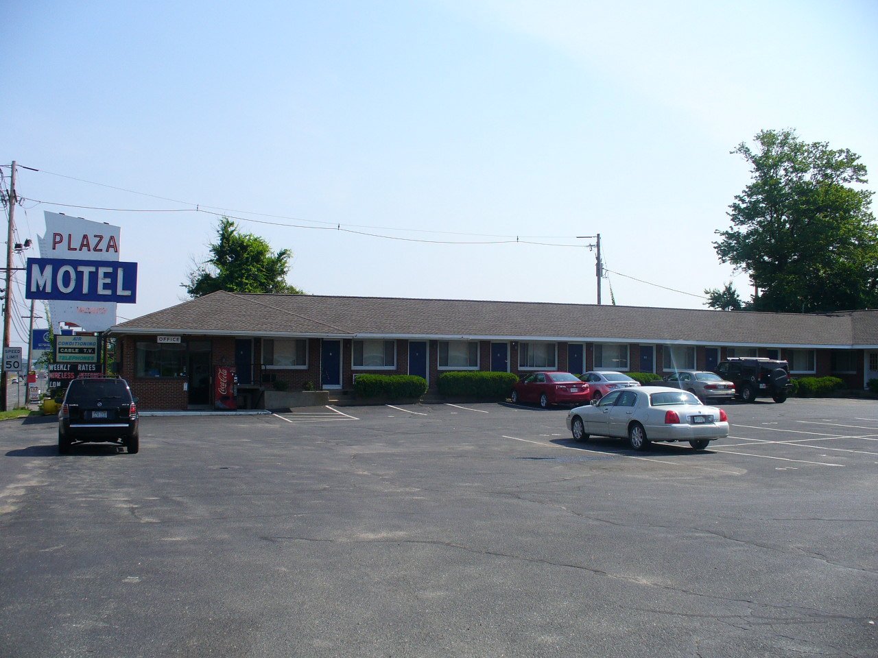 PLAZA MOTEL - Prices & Reviews (Peabody, MA)