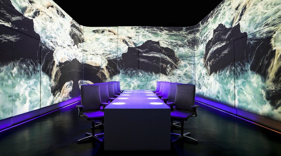 UV ROOM-SEACOAST WAVES photo Scott Wright of Limelight Studio
