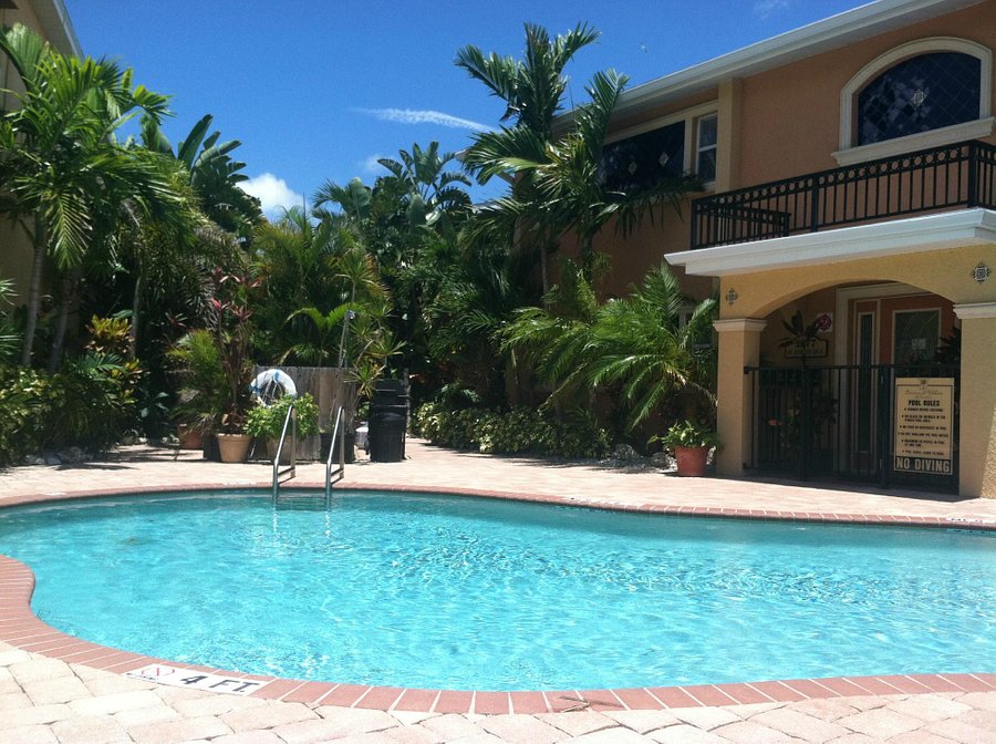 Coconut Villas of Dunedin UPDATED Prices, Reviews & Photos (Florida