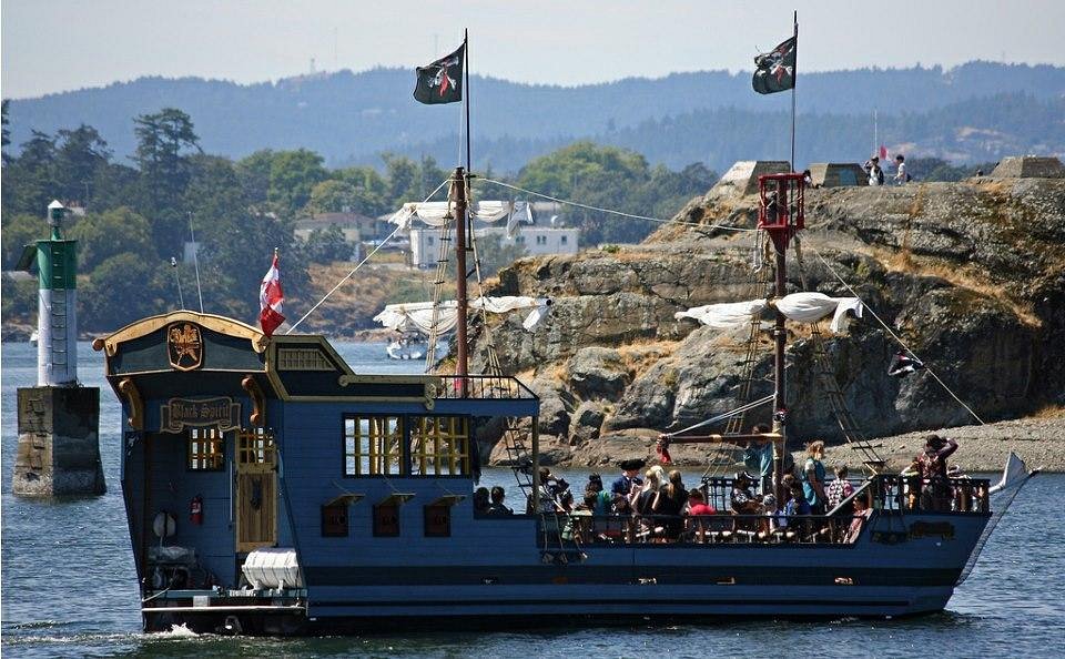 pirate ship tour vancouver