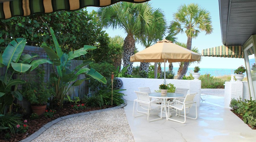 #4 courtyard