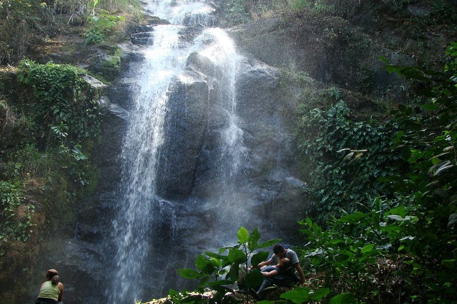 Waterfall la Piedra del Indio image