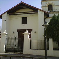 Fachada y campanario