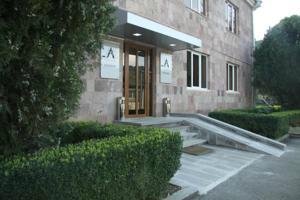 Dghyak(castele) Pansion
