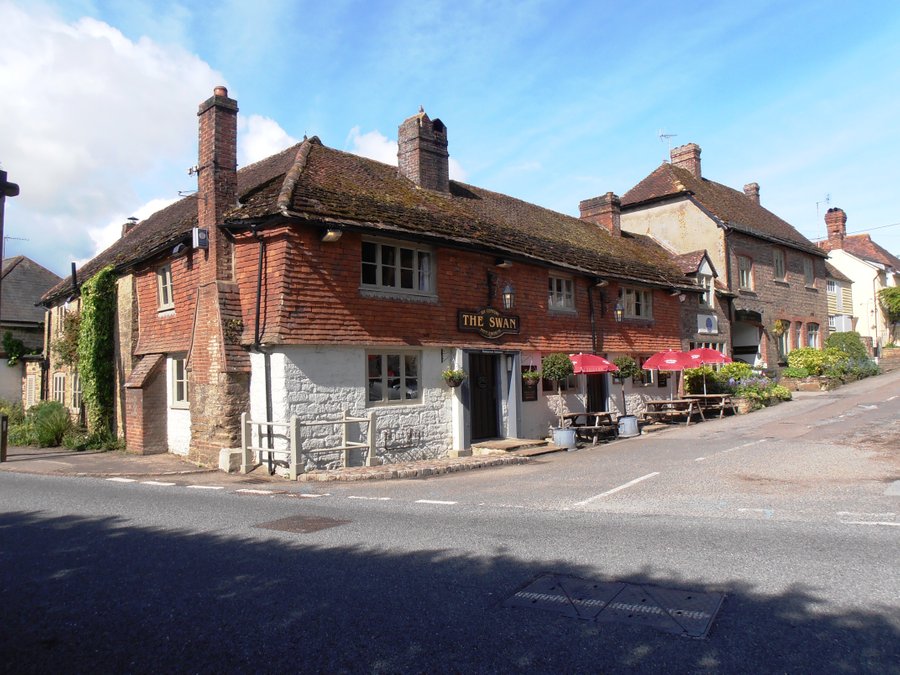 THE SWAN - Prices & Hotel Reviews (Fittleworth, West Sussex) - Tripadvisor