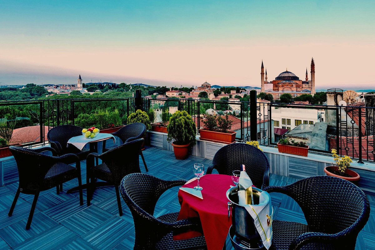 Террасы стамбула. Agora Life Hotel. Террасы Султанахмет. Кристалльная терраса) Стамбул. Отель Avicenna Стамбул.