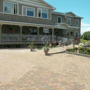 Middelshire B&B 223 Main St Eastons Corners, 7 mins. w of Merrickville