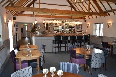 The Boot - Bar and Dining Area