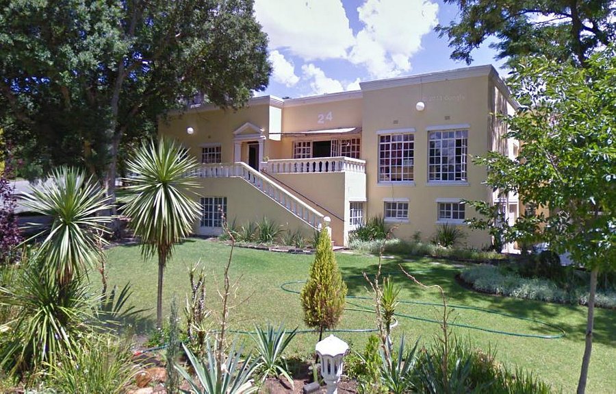ARTISTS' HOUSE PARYS Prices & Guest house Reviews (South