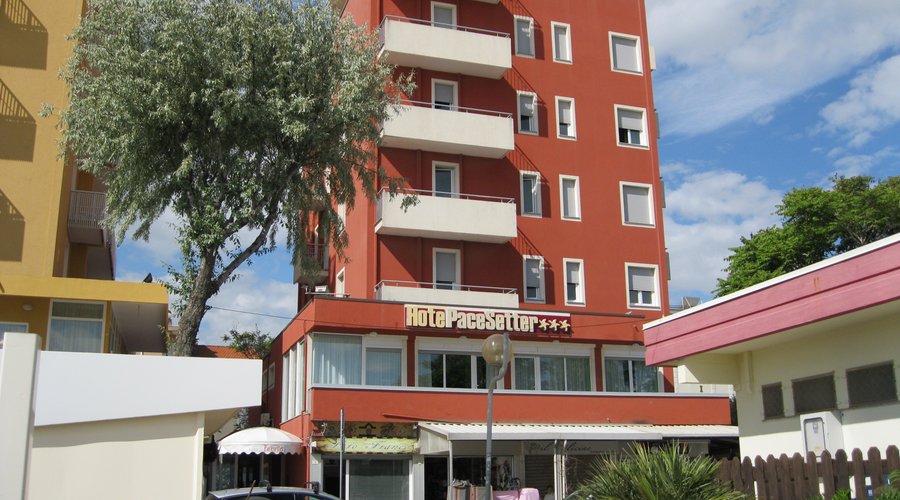 hotel Pacesetter