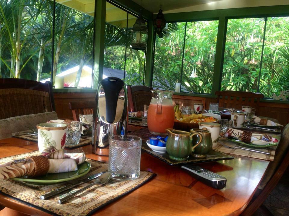 COCONUT COTTAGE BED & BREAKFAST - B&B Reviews (Hawaii/Pahoa)