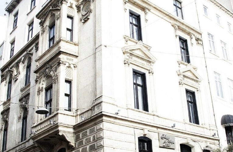 Hotel Building