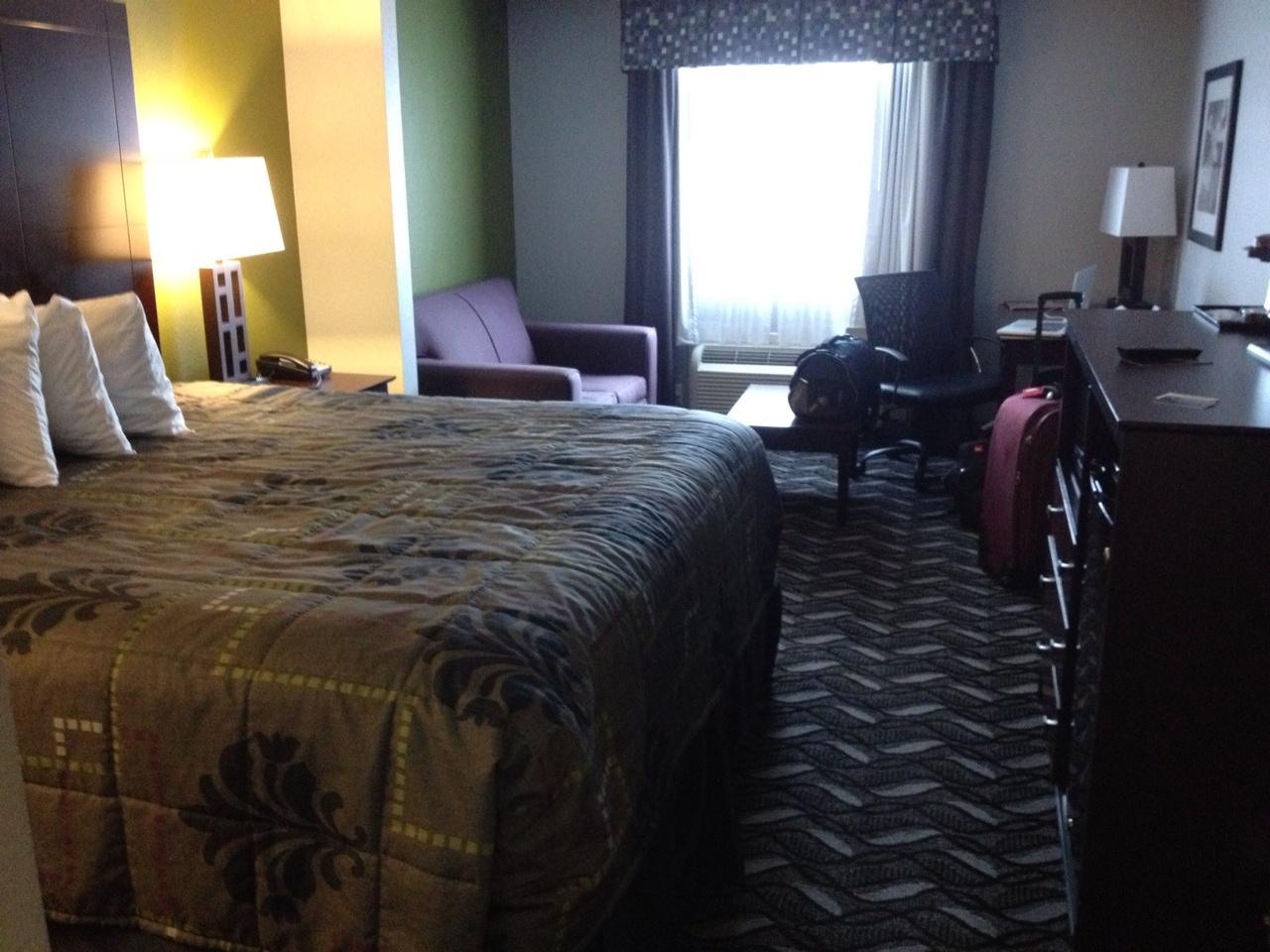 RODEWAY INN & SUITES DOWNTOWN NORTH $63 ($̶7̶9̶) - Prices & Hotel ...