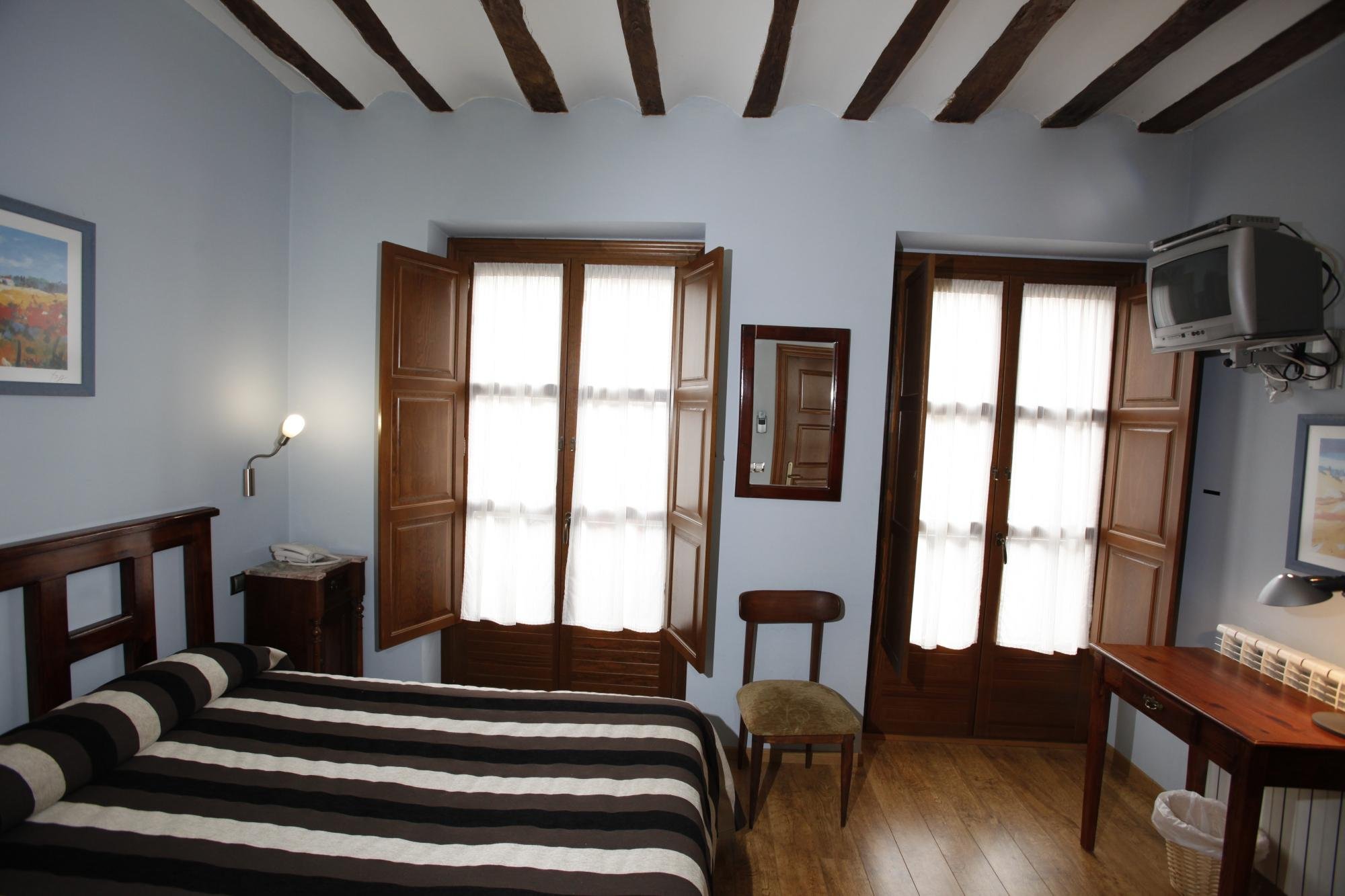 Hostal Rey Pedro I by null