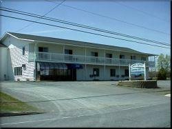 Long Lake Motor Inn