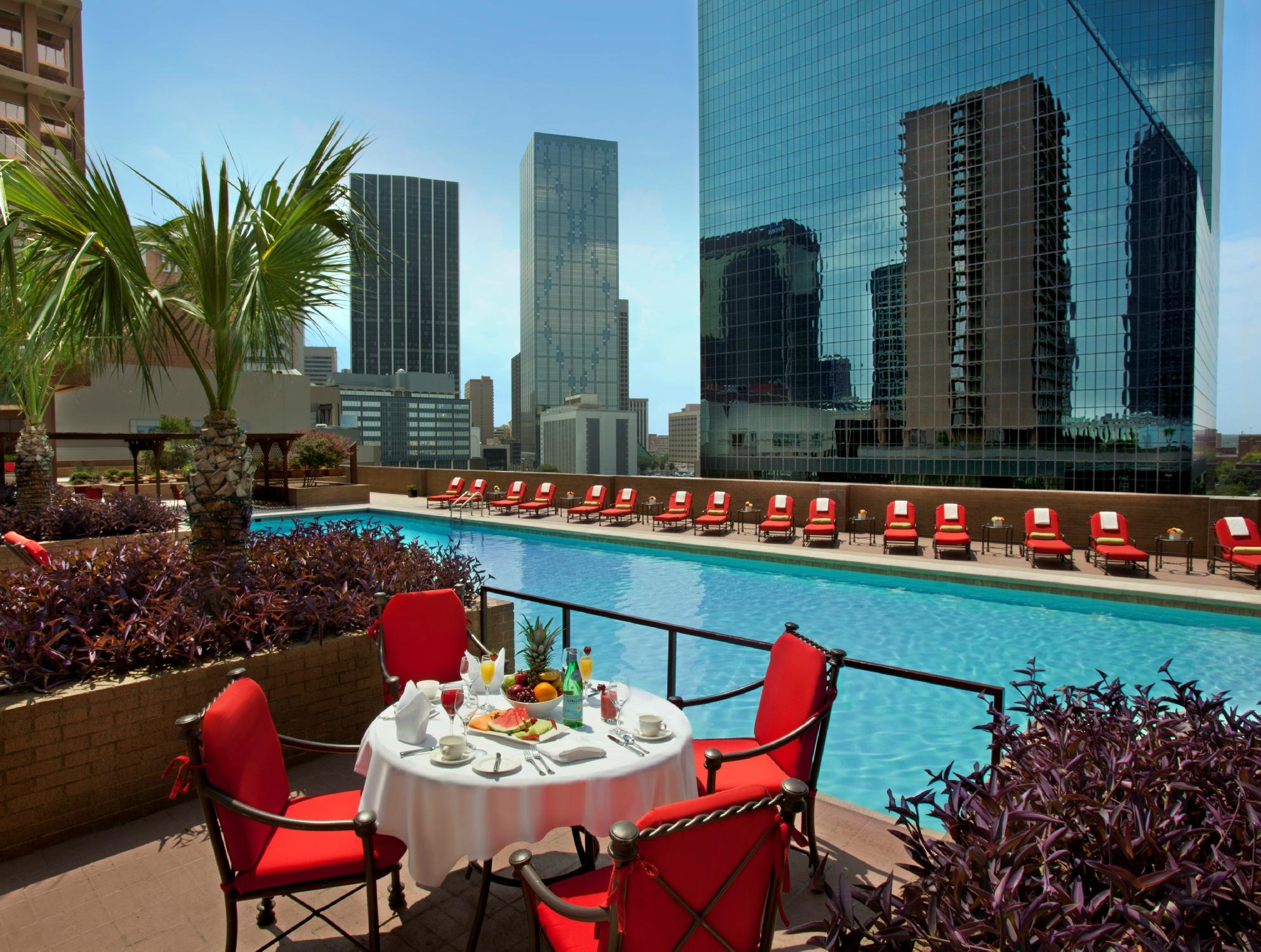 Hotel photo 3 of Fairmont Dallas.