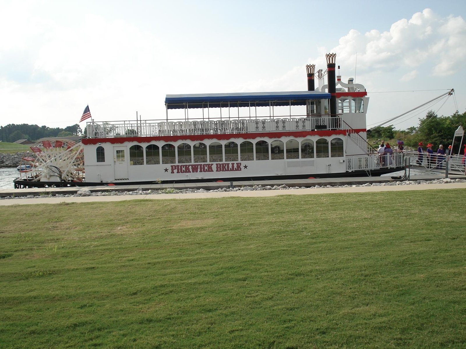 pickwick belle riverboat