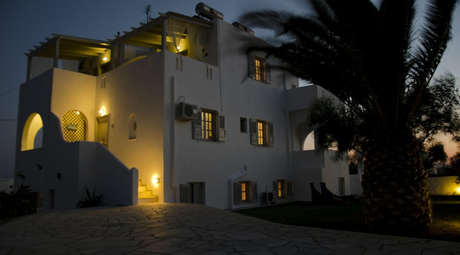 EVIROOMS IN THE NIGHT